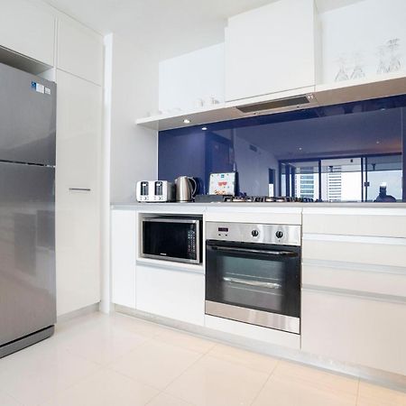 Circle On Cavill Apartment Gold Coast Exterior photo