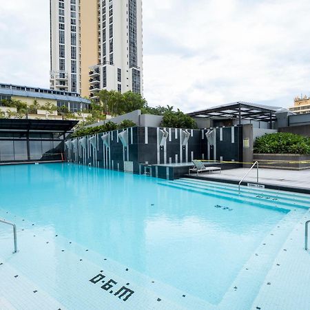 Circle On Cavill Apartment Gold Coast Exterior photo